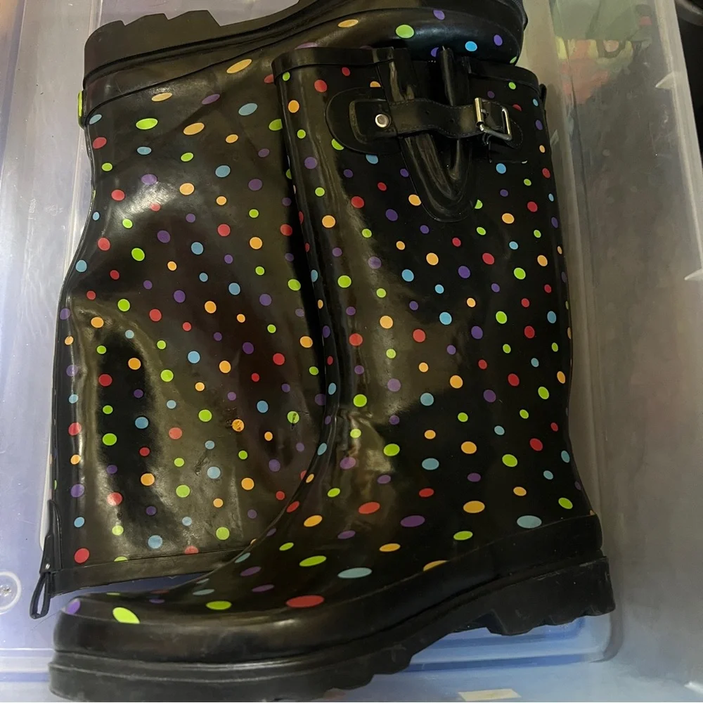 🎄 Western Chief Women's Ditsy Dot City Rain Boot, 9 🎅 - Picture 10 of 10